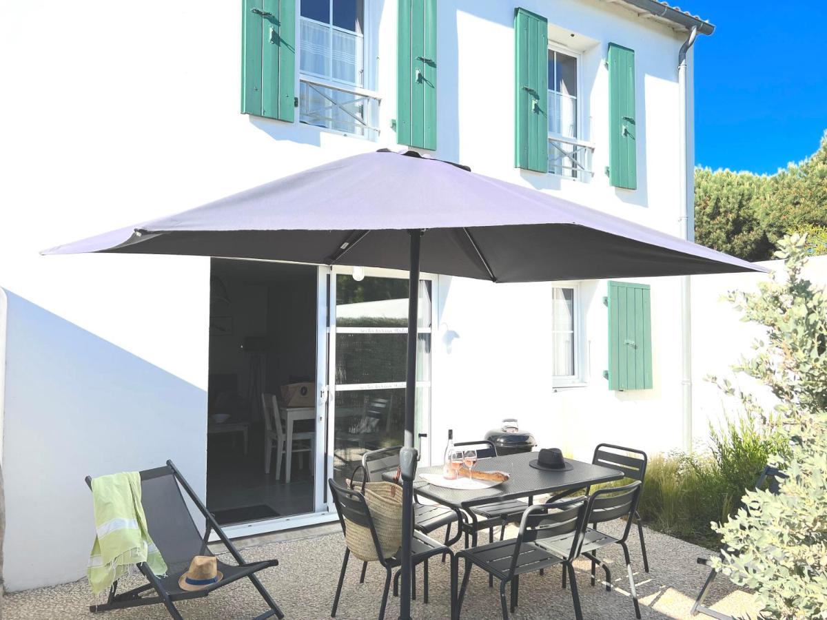 Le Clos Des Vieux Moulins La Flotte Luaran gambar